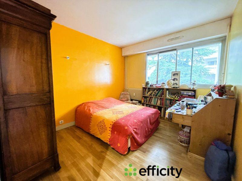 Appartement - 93 m² - 4 pièces