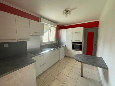 Maison - 98 m² - 5 pièces