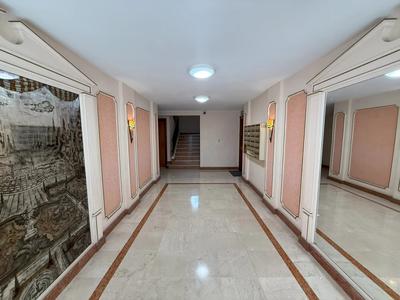 Appartement - 155 m² - 10 pièces