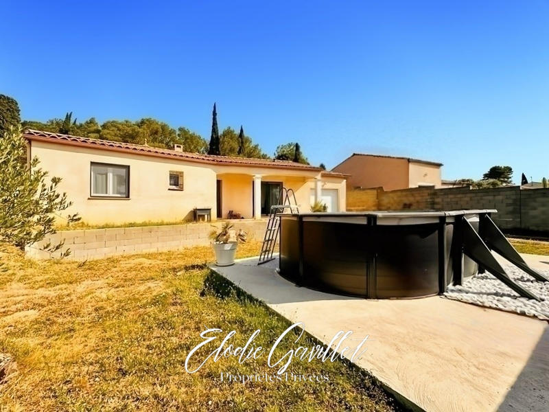 Maison - 90 m² - 5 pièces