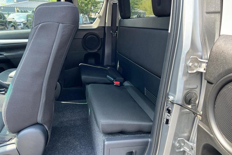 Toyota Hilux 2.8 D4-D 204 Legende X-Tr