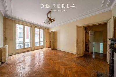 Appartement - 120 m² - 5 pièces