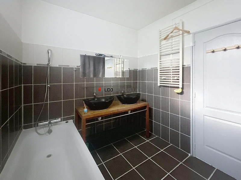 Appartement - 73 m² - 3 pièces