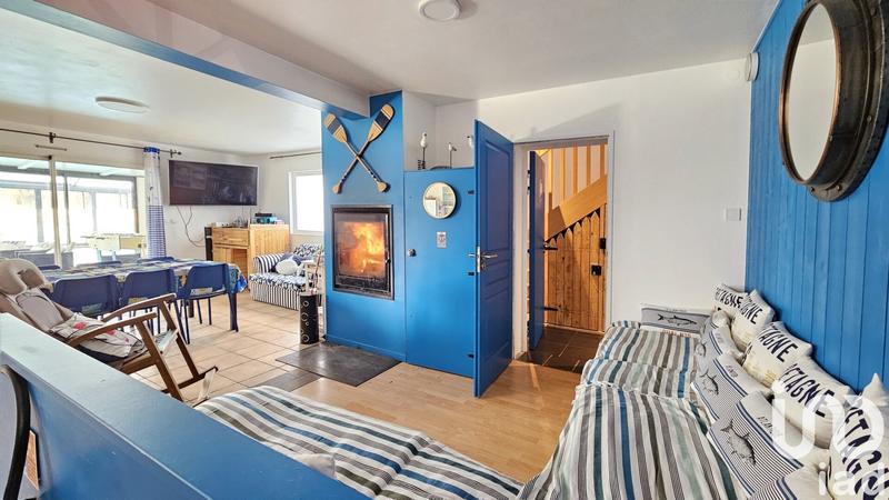 Maison - 260 m² - 11 pièces