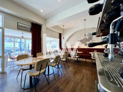 Fonds de commerce - Magasins - 136 m²