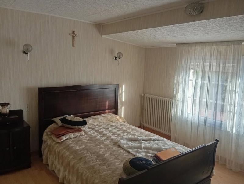 Maison - 104 m² - 4 pièces