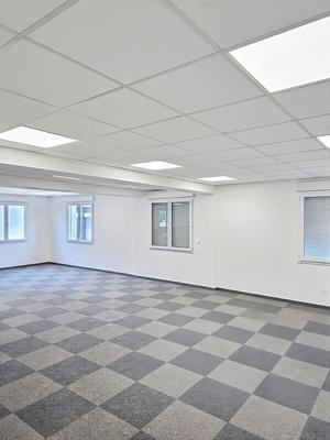 Bureau - 80 m² - 1 pièce