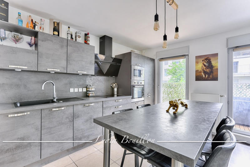 Appartement - 62 m² - 3 pièces