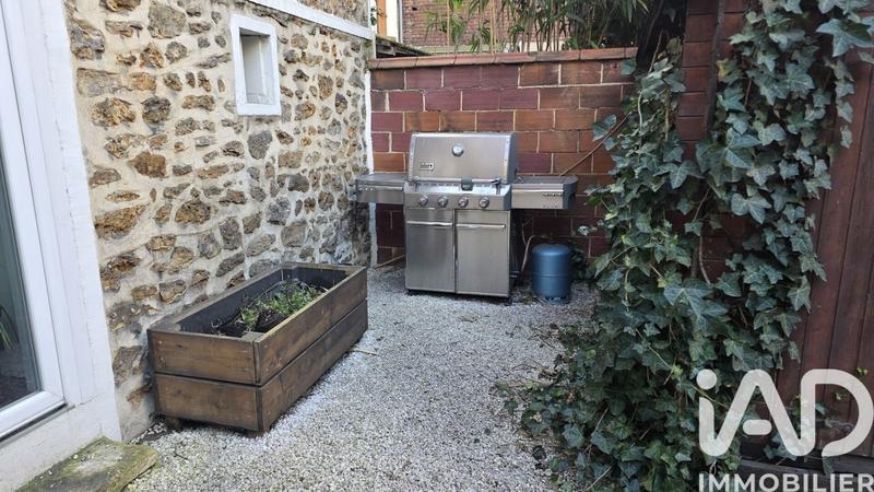 Maison - 88 m² - 4 pièces