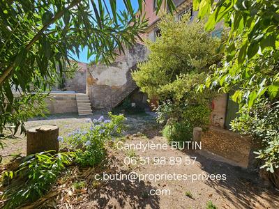 Propriété - 297 m² - 14 pièces