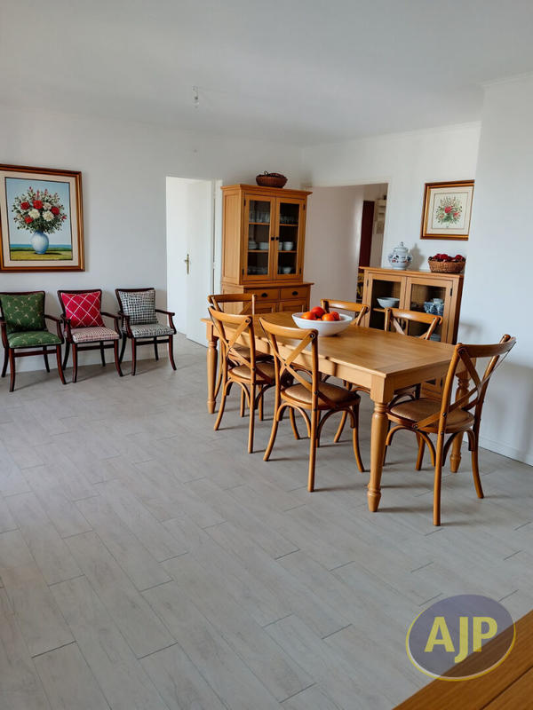 Appartement - 89 m² - 5 pièces