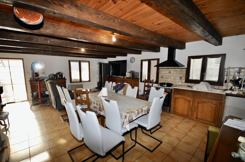 Maison en pierre - 80 m² - 4 pièces