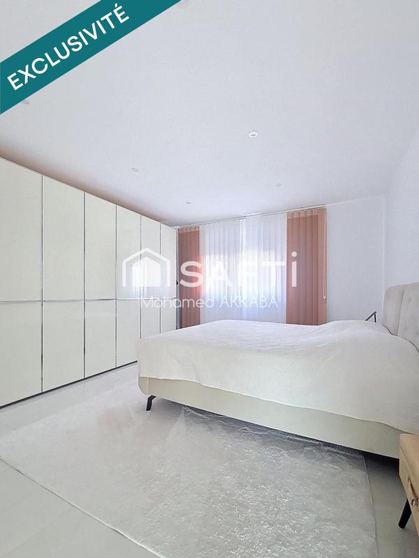 Maison - 180 m² - 7 pièces