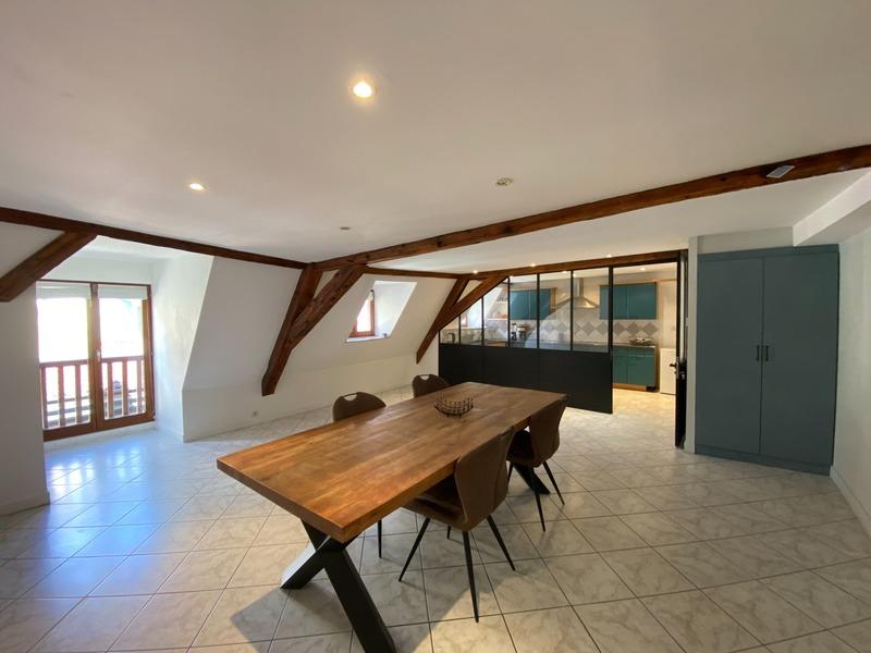 Appartement - 149 m² - 5 pièces