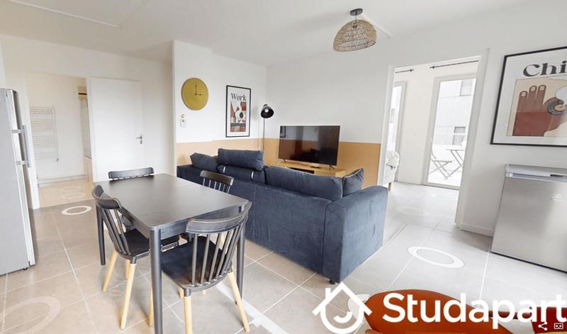 Chambre - 9 m² - 1 pièce