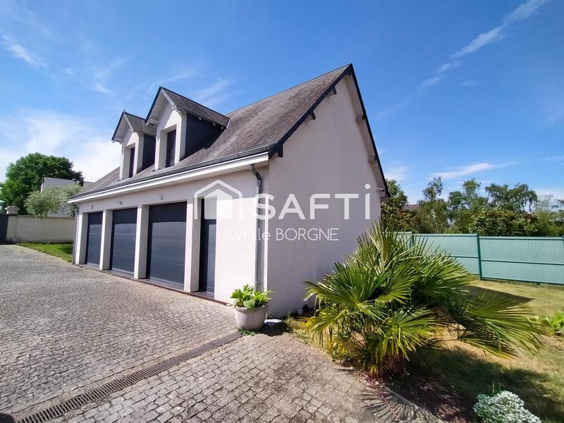 Maison - 448 m² - 9 pièces