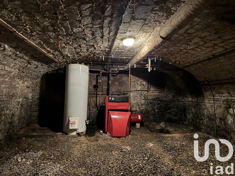 Maison - 207 m² - 7 pièces