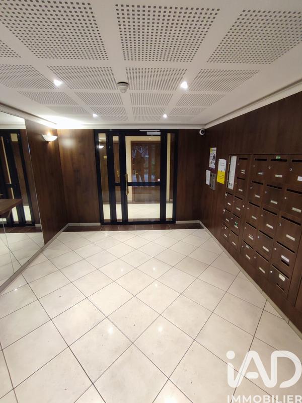 Studio - 30 m² - 1 pièce