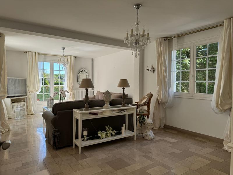 Maison - 175 m² - 6 pièces