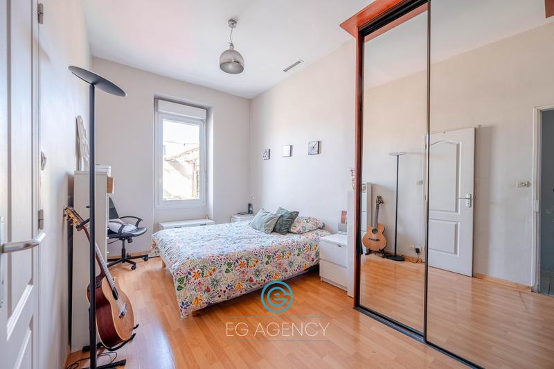 Maison - 100 m² - 5 pièces