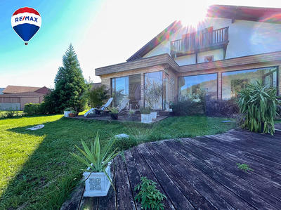 Château - 240 m² - 9 pièces