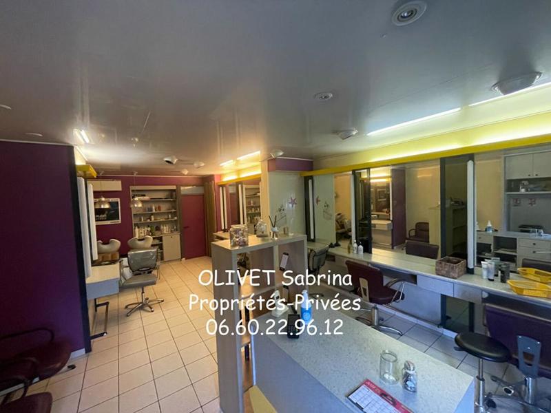 Immeuble - 72 m² - 4 pièces