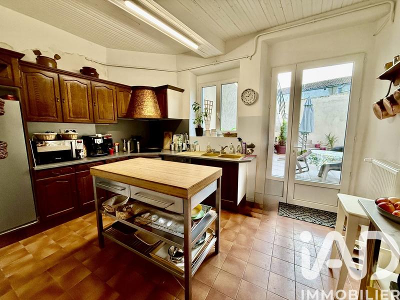 Maison de village - 257 m² - 3 pièces