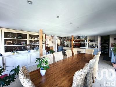 Maison - 245 m² - 7 pièces