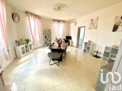 Maison - 207 m² - 9 pièces