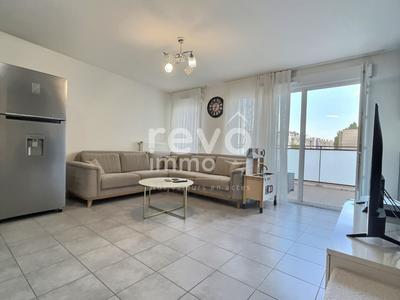 Appartement - 65 m² - 3 pièces