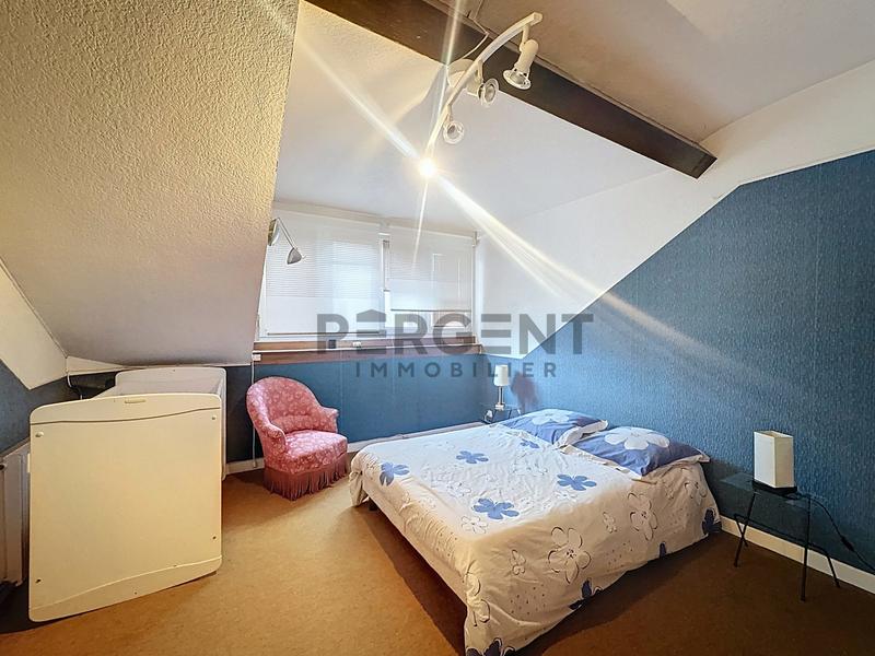 Maison - 253 m² - 10 pièces