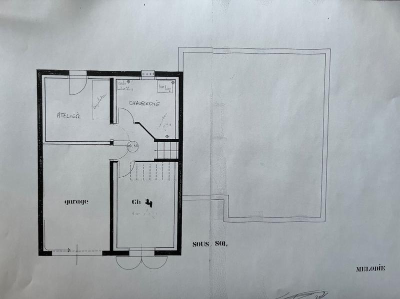 Maison traditionnelle - 100 m² - 5 pièces