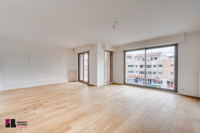 Appartement - 96 m² - 4 pièces