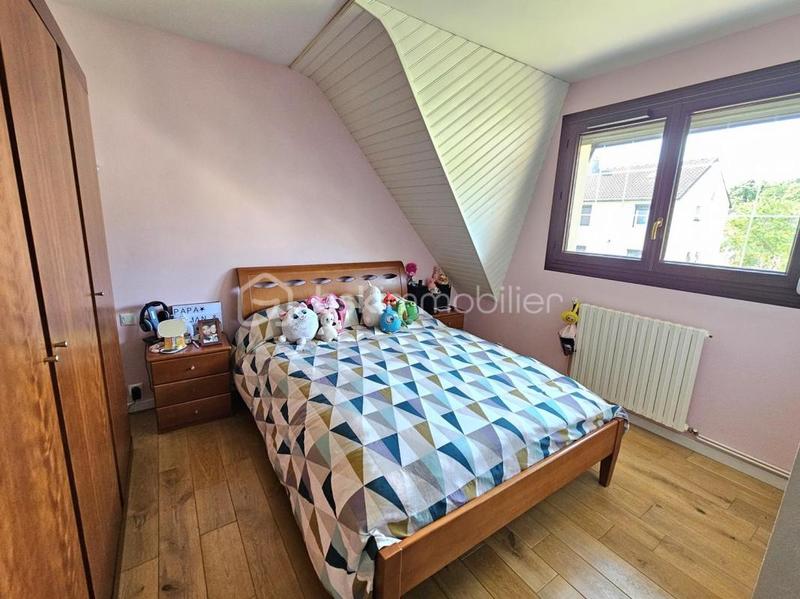 Pavillon - 130 m² - 6 pièces