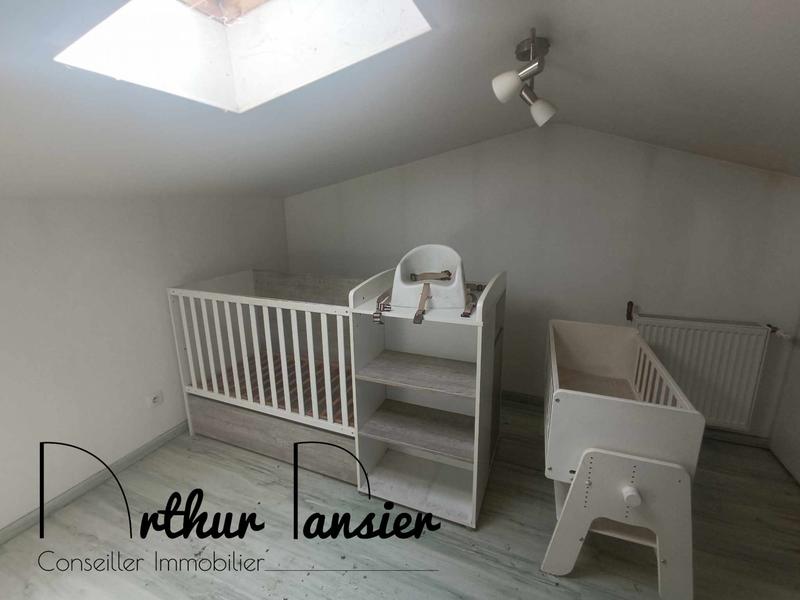 Maison - 340 m² - 8 pièces