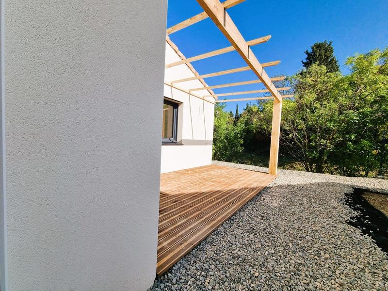 Maison - 99 m² - 4 pièces