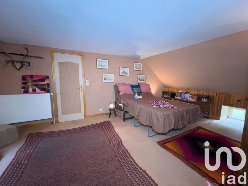 Maison - 229 m² - 8 pièces