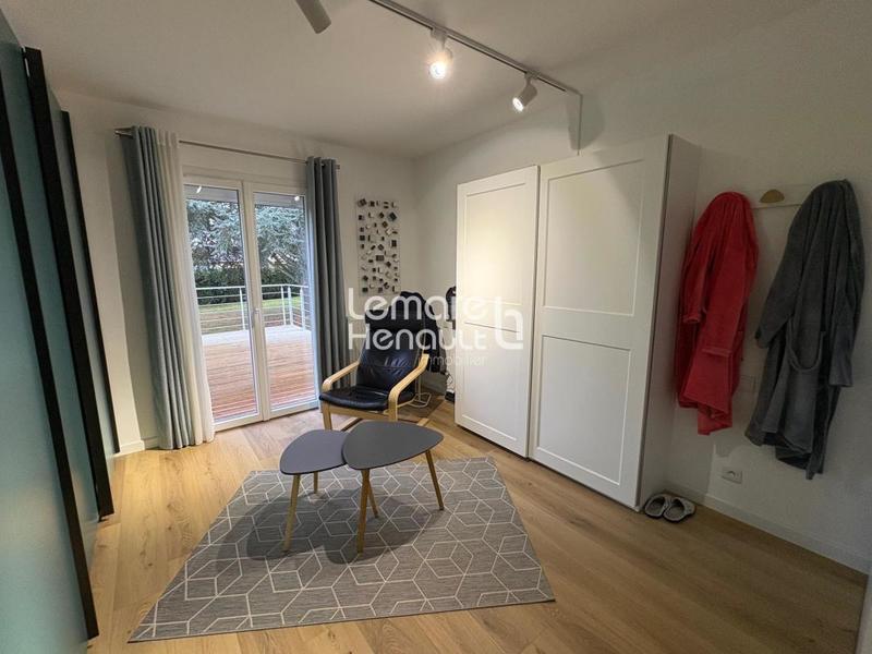 Maison - 170 m² - 7 pièces