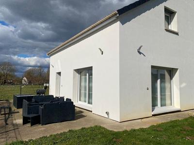 Maison - 165 m² - 5 pièces