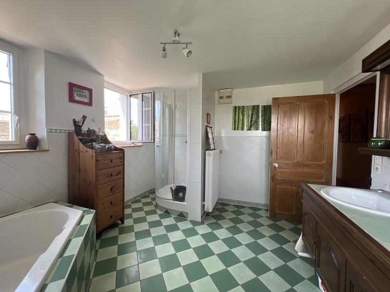 Maison ancienne - 316 m² - 9 pièces