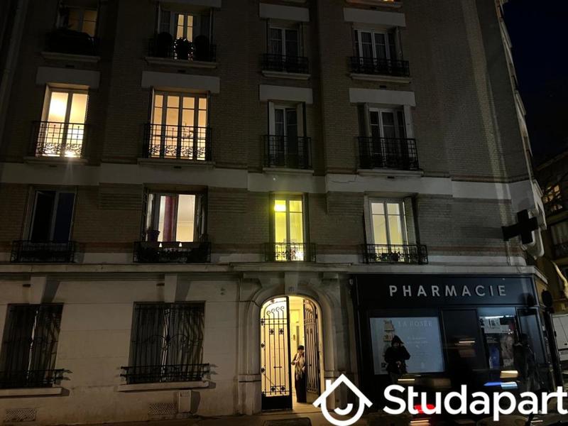 Chambre - 13 m² - 1 pièce