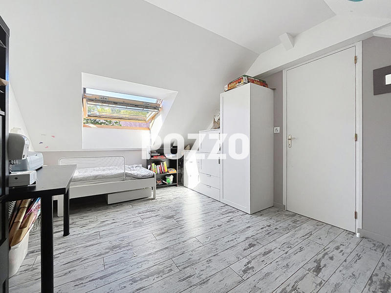 Maison - 102 m² - 5 pièces