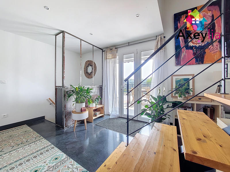 Maison - 174 m² - 5 pièces