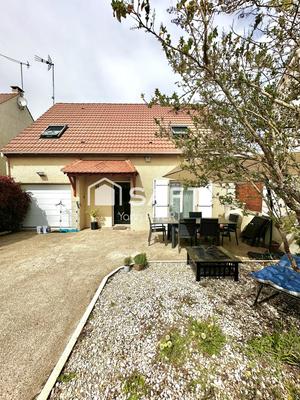 Maison - 94 m² - 4 pièces