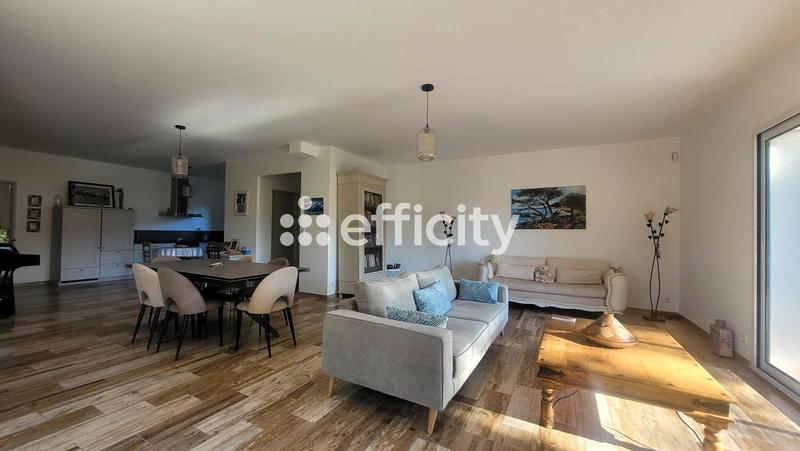 Villa - 132 m² - 4 pièces