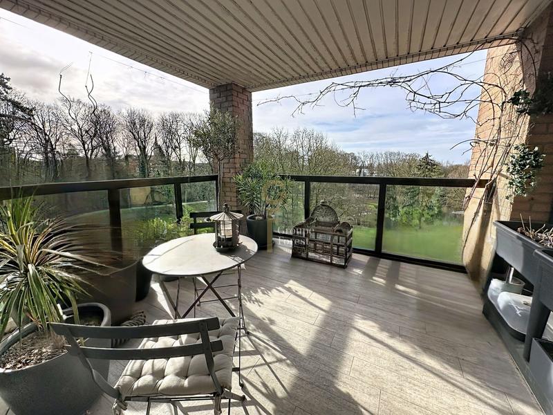 Appartement - 130 m² - 4 pièces