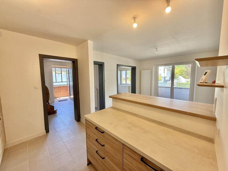 Maison - 121 m² - 7 pièces