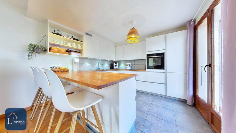 Maison - 118 m² - 6 pièces