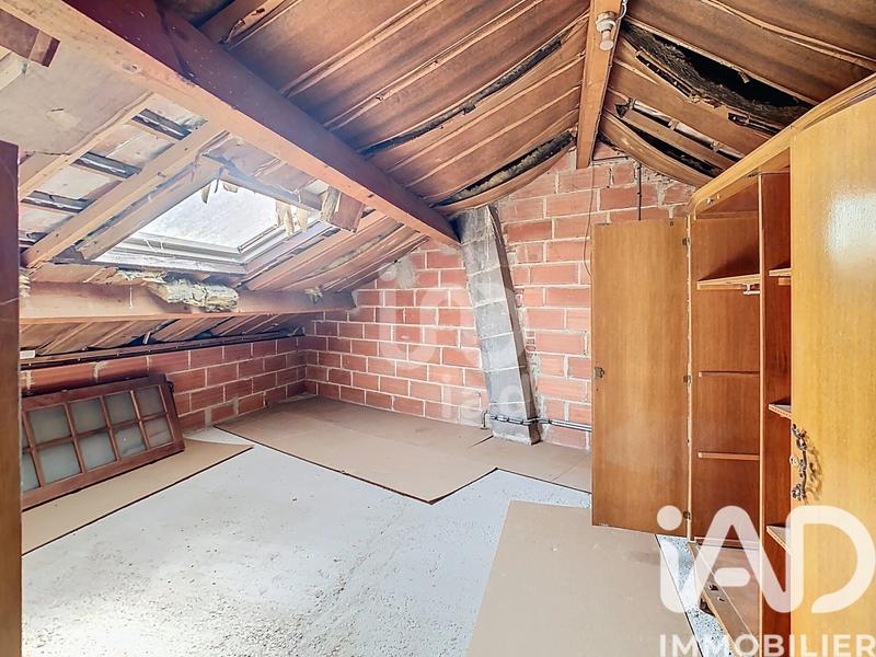 Maison - 210 m² - 7 pièces