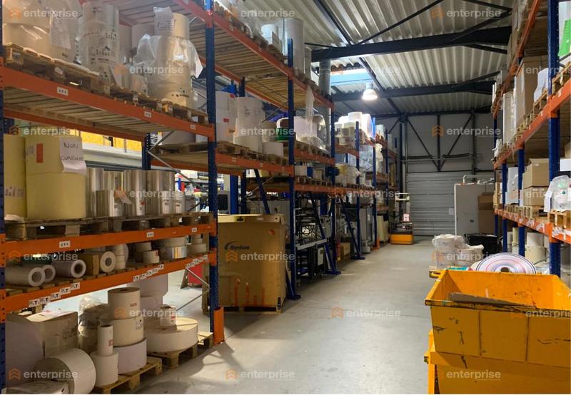 Local d'activité / Entrepôt - 700 m²